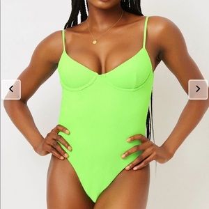 Frankies bikinis “Marie” one piece in green glow(PR)